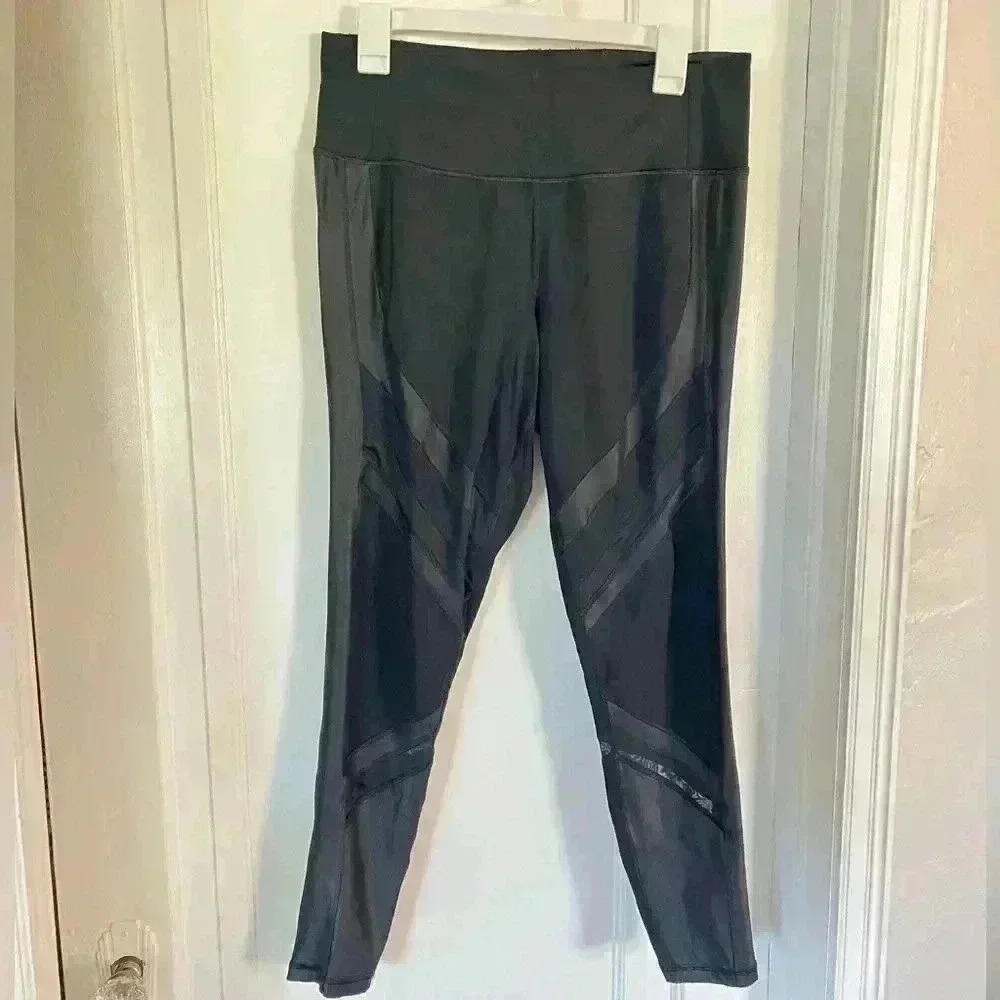 Lane Bryant plus-size leggings size 16 with cool cutouts high-rise tummy control